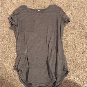 grey scoop neck t-shirt